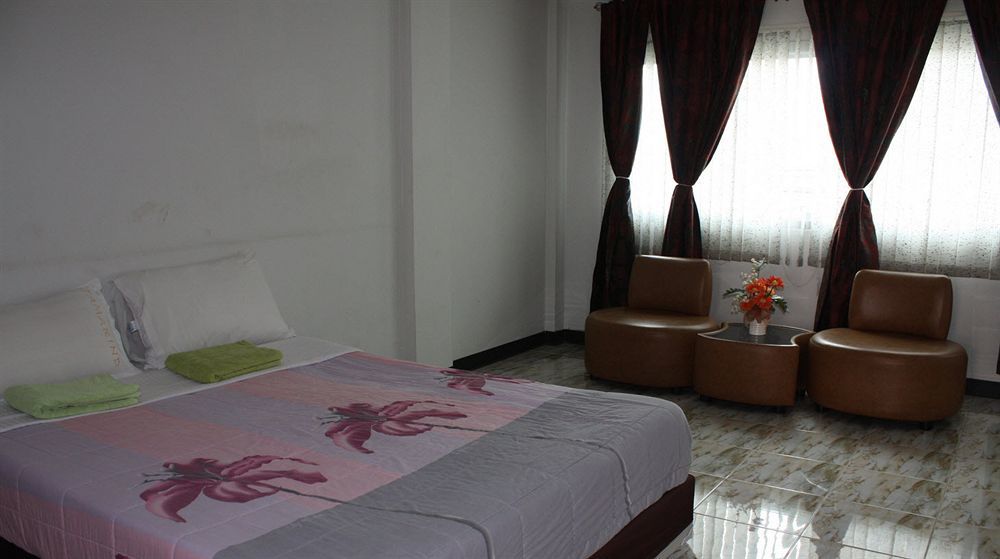 Tamarind Residences Khonkaen บ้านแทมมารีน Khon Kaen Exterior foto