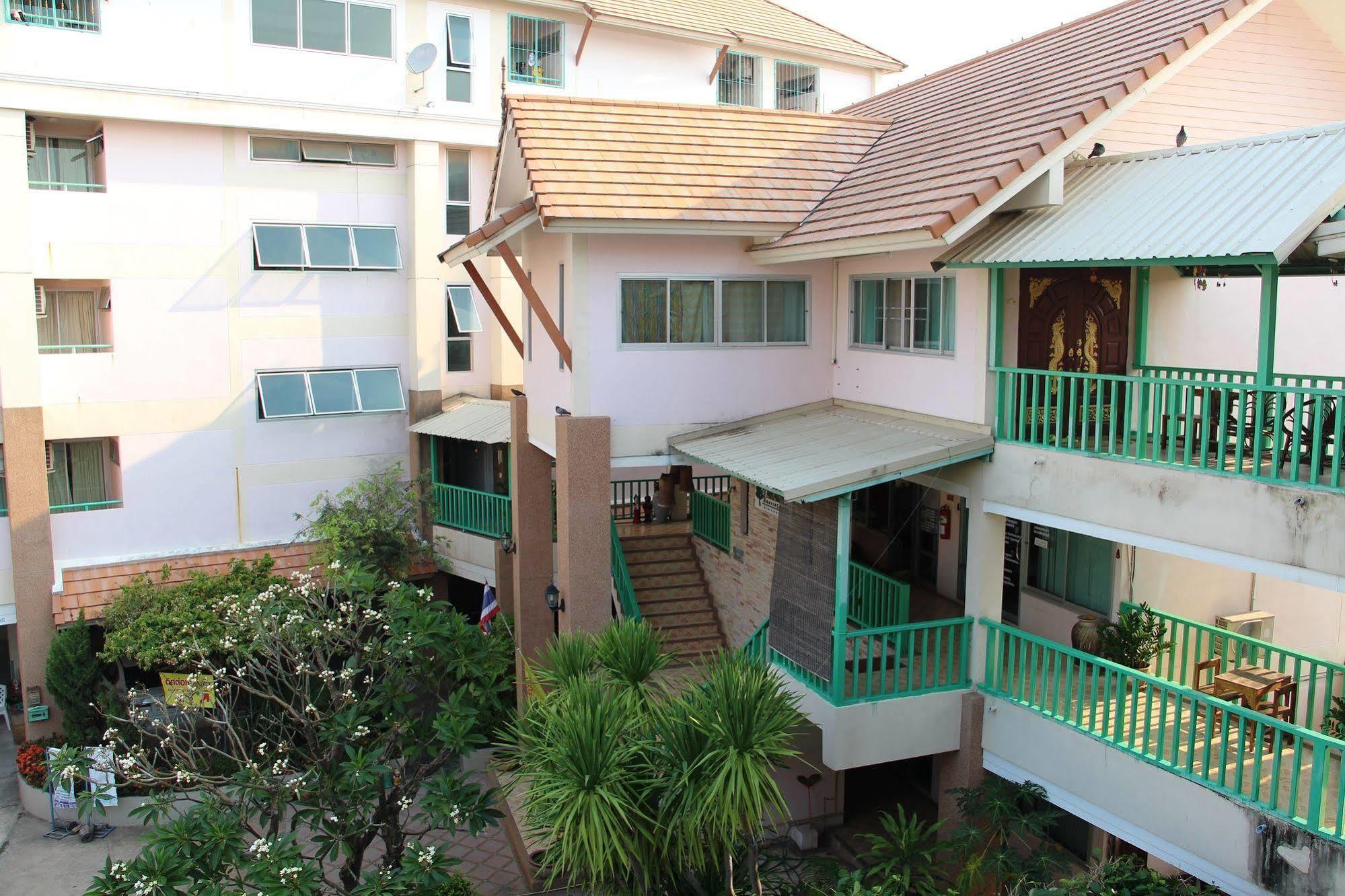 Tamarind Residences Khonkaen บ้านแทมมารีน Khon Kaen Exterior foto